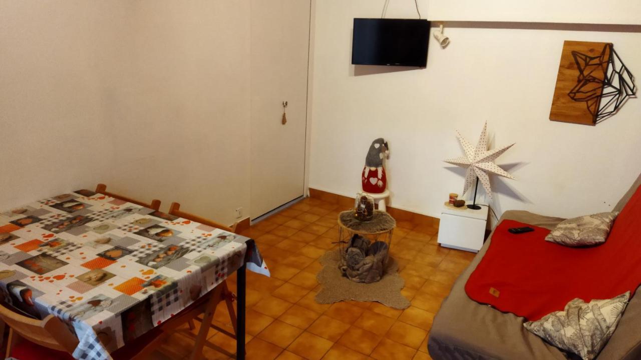 Gites Chalet Grand Cerf Montclar-Ubaye المظهر الخارجي الصورة